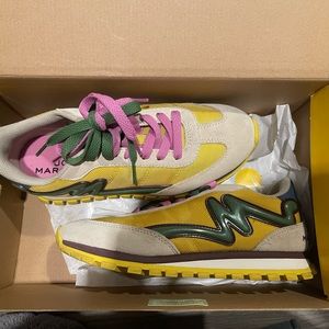 Marc Jacobs The Jogger Sneakers | Size 37 | Yellow / Tan / Purple